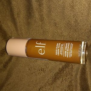 e.l.f. Halo Glow Liquid Filter Shade 7 NWT